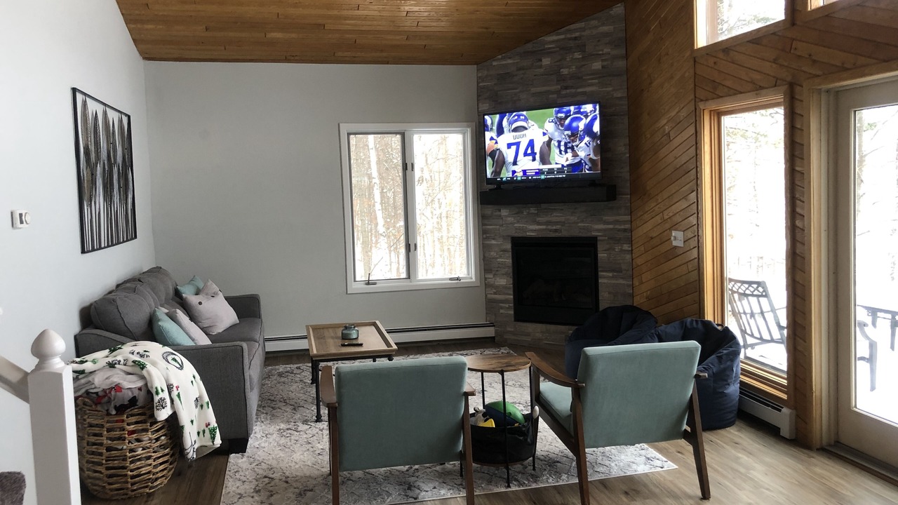 Photo of Livingroom in Sturgeon Lake