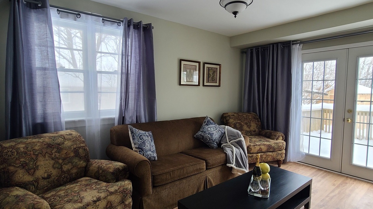 Photo of Livingroom in Waubaushene