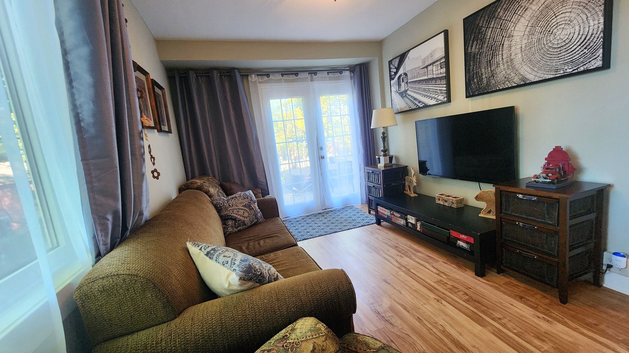 Photo of Livingroom in Waubaushene