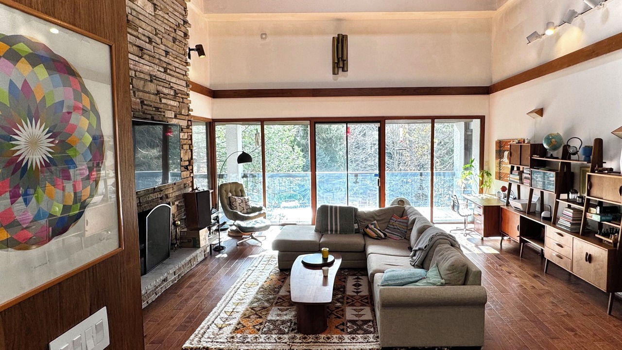 Photo of Livingroom in Adjala-Tosorontio