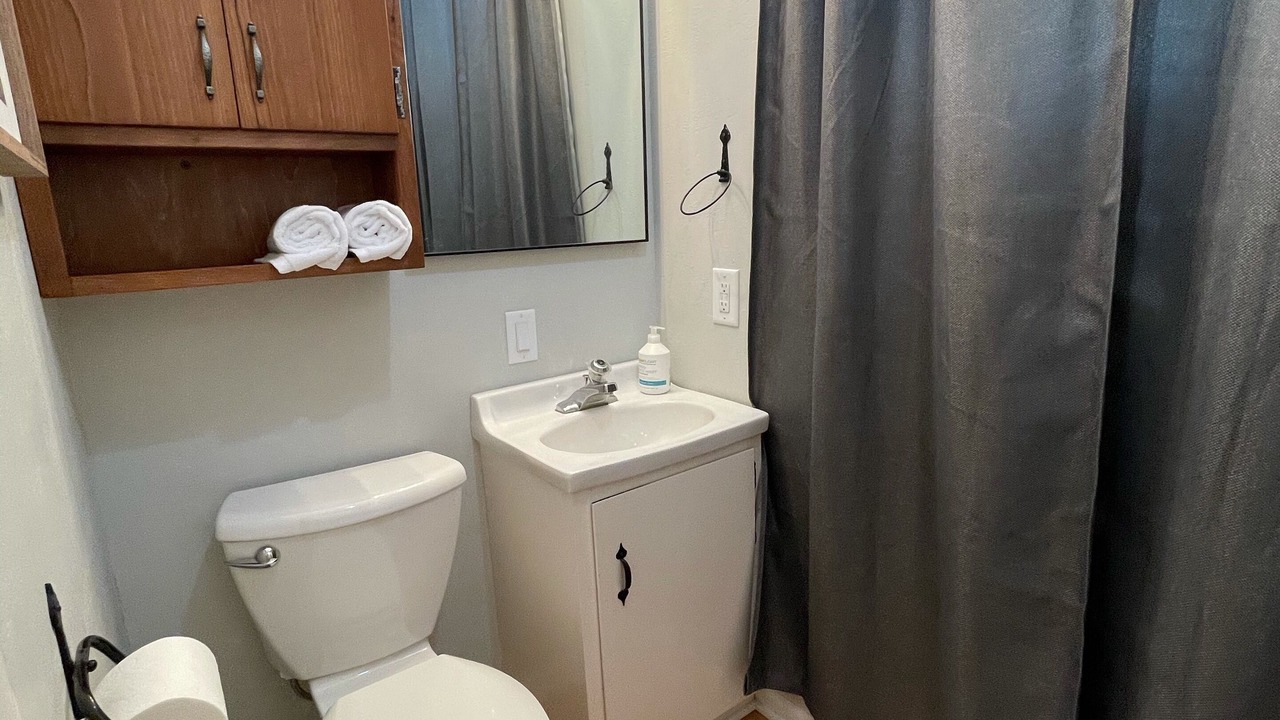 Photo of Bathroom in Crane Lake