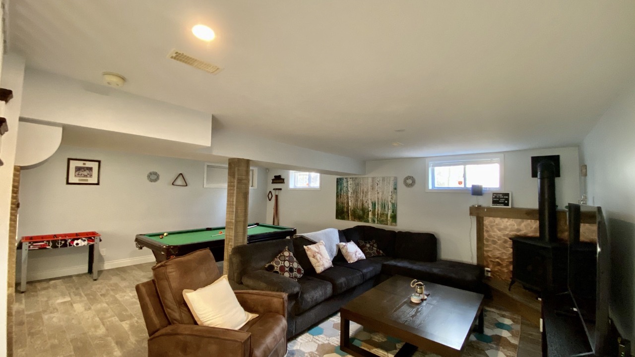 Photo of Livingroom in Tiny