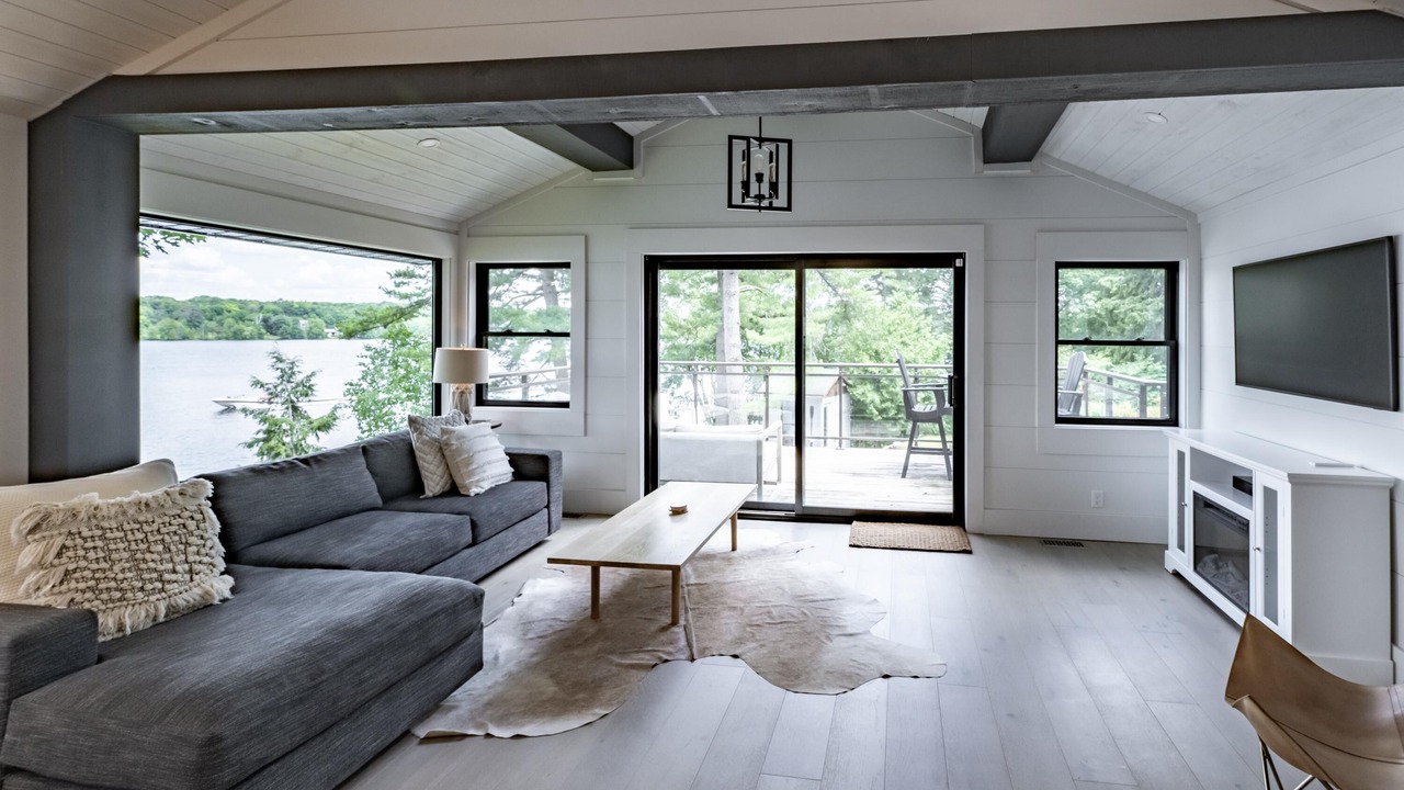 Photo of Livingroom in Gravenhurst