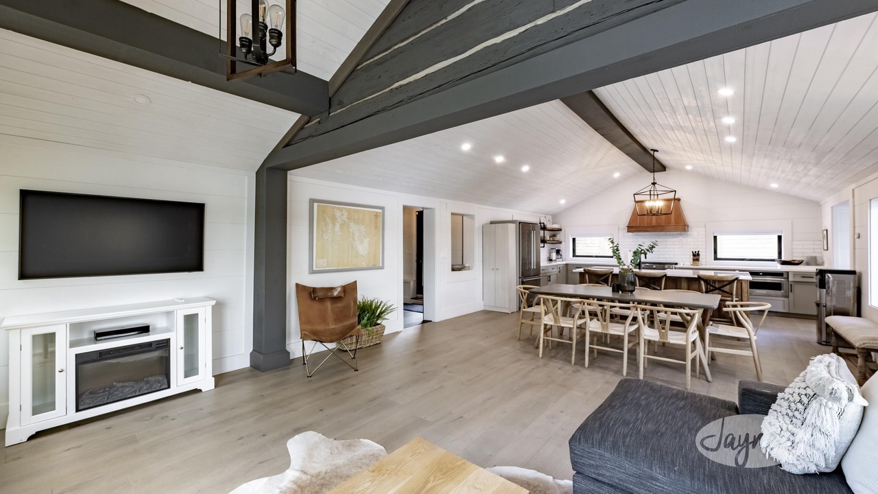Photo of Livingroom in Gravenhurst