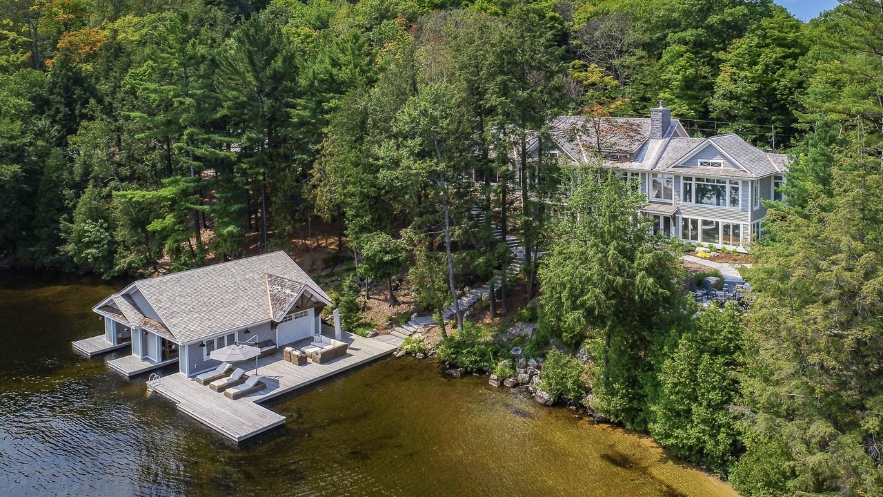 Photo of Others in Rosseau