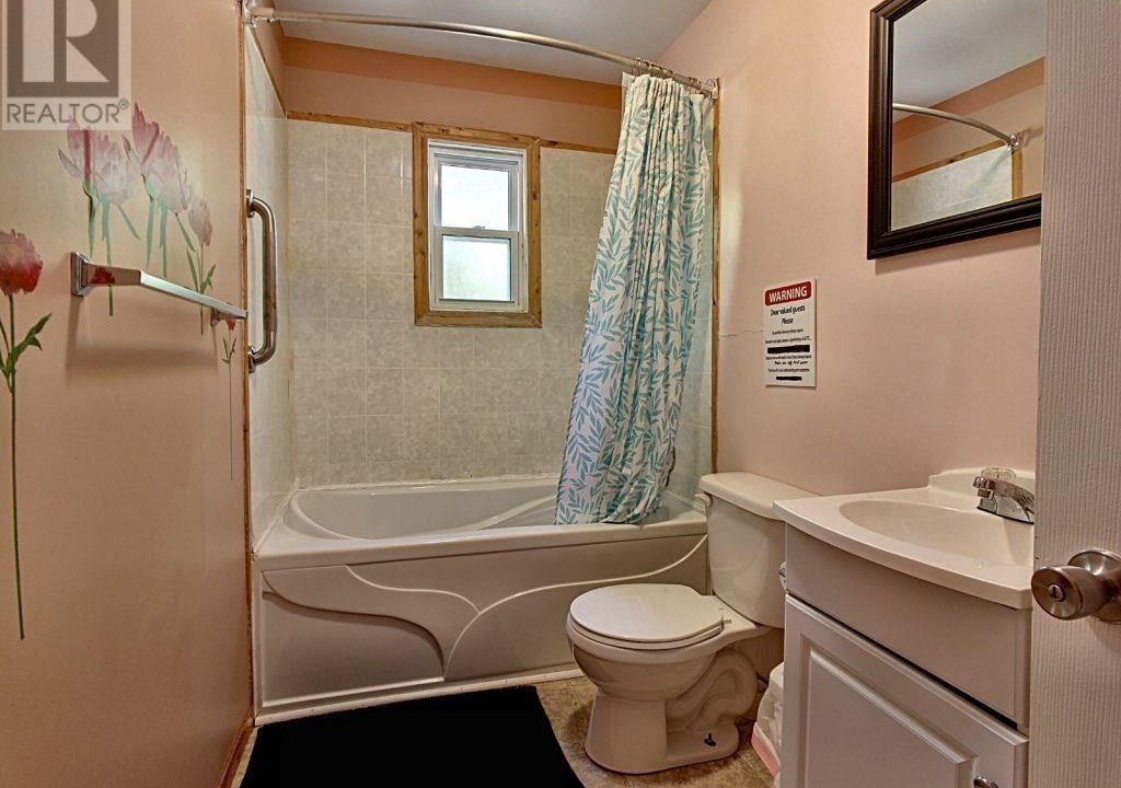 Photo of Bathroom in Arden