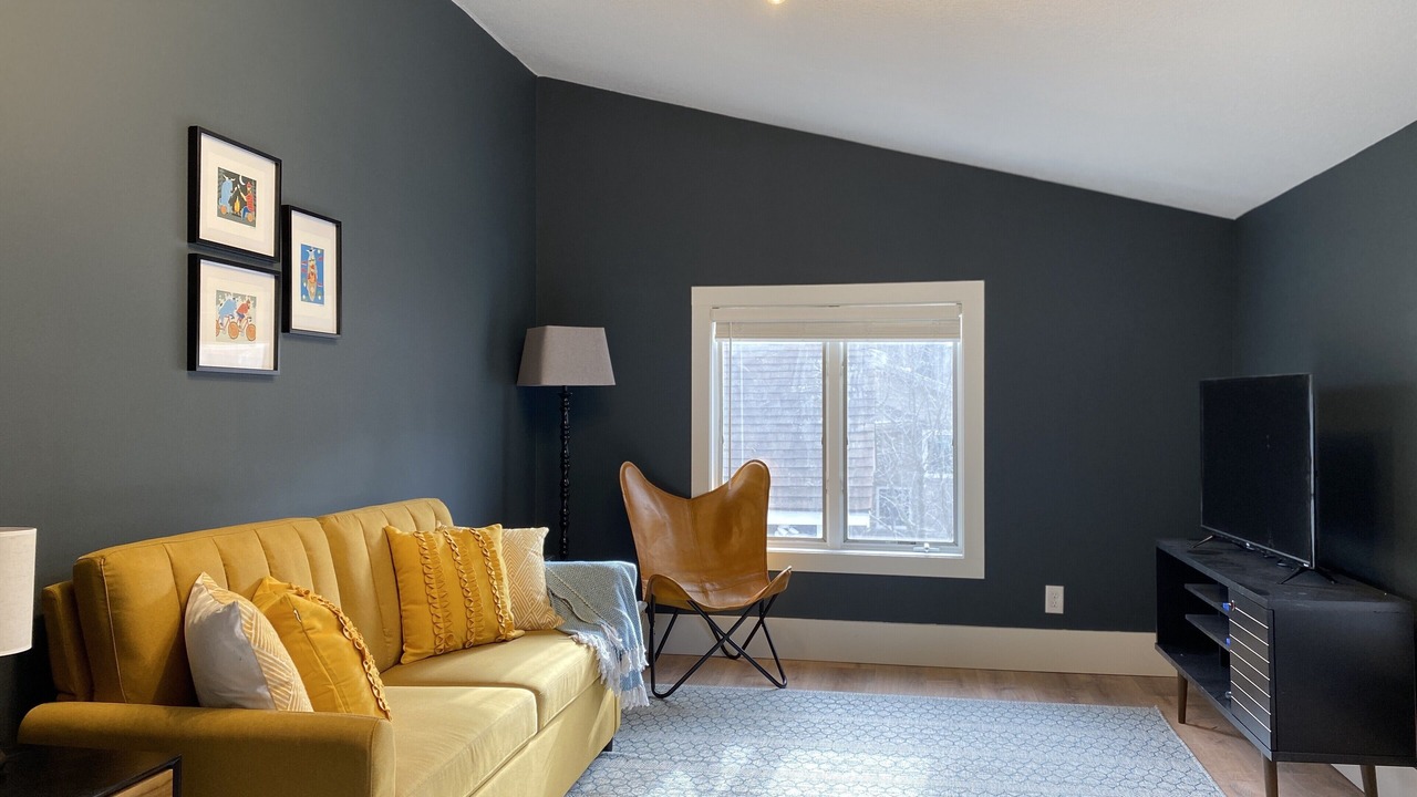 Photo of Livingroom in Frontenac
