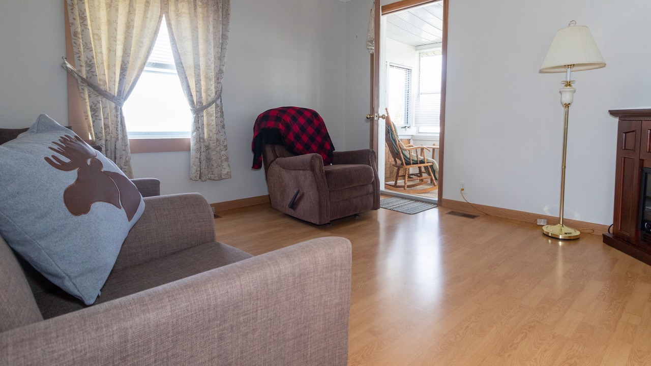 Photo of Livingroom in Whitney
