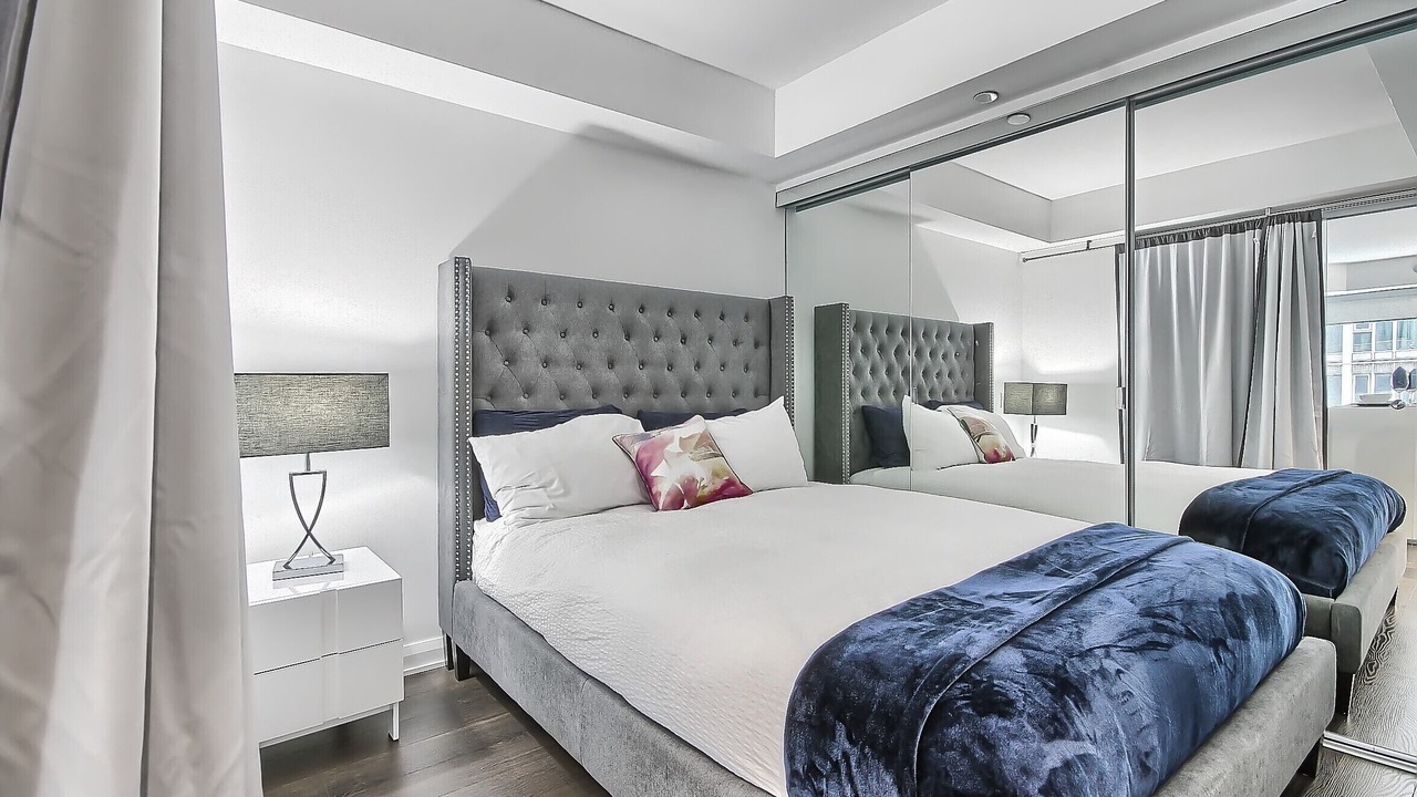 Photo of Bedroom in Bloor-Yorkville