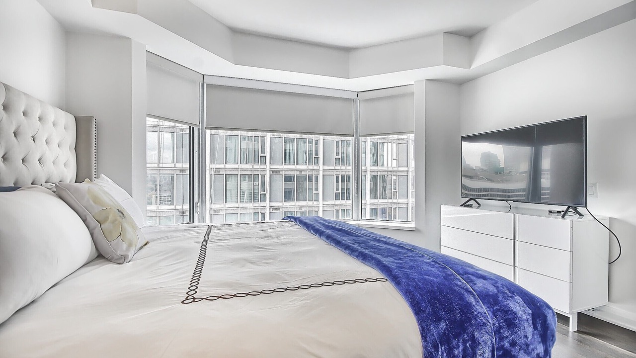 Photo of Bedroom in Bloor-Yorkville