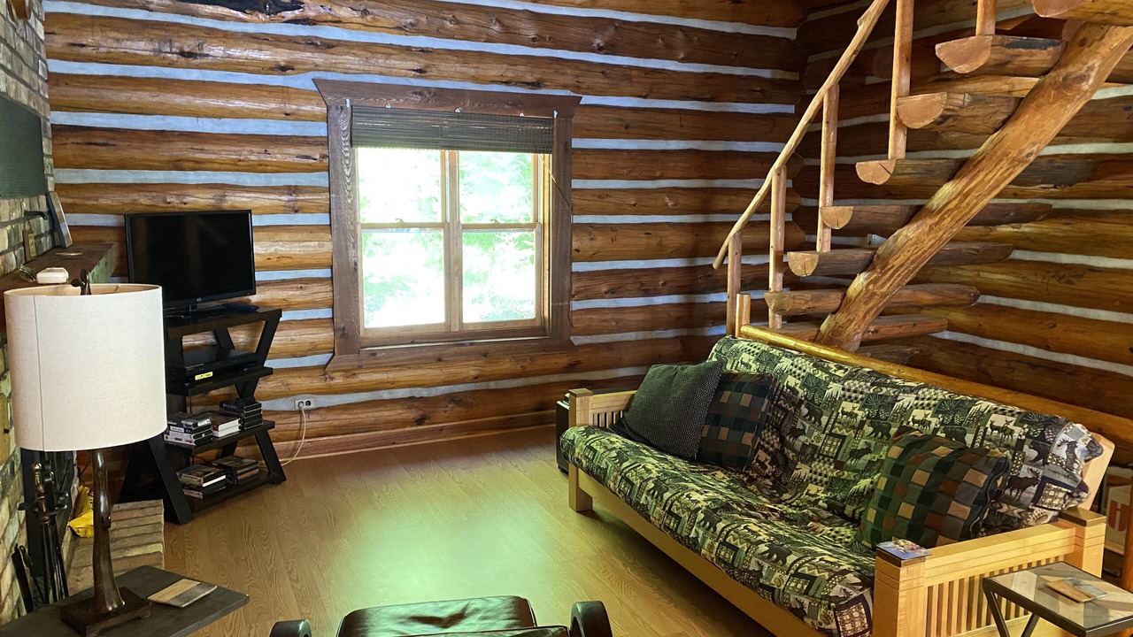 Photo of Livingroom in Emily