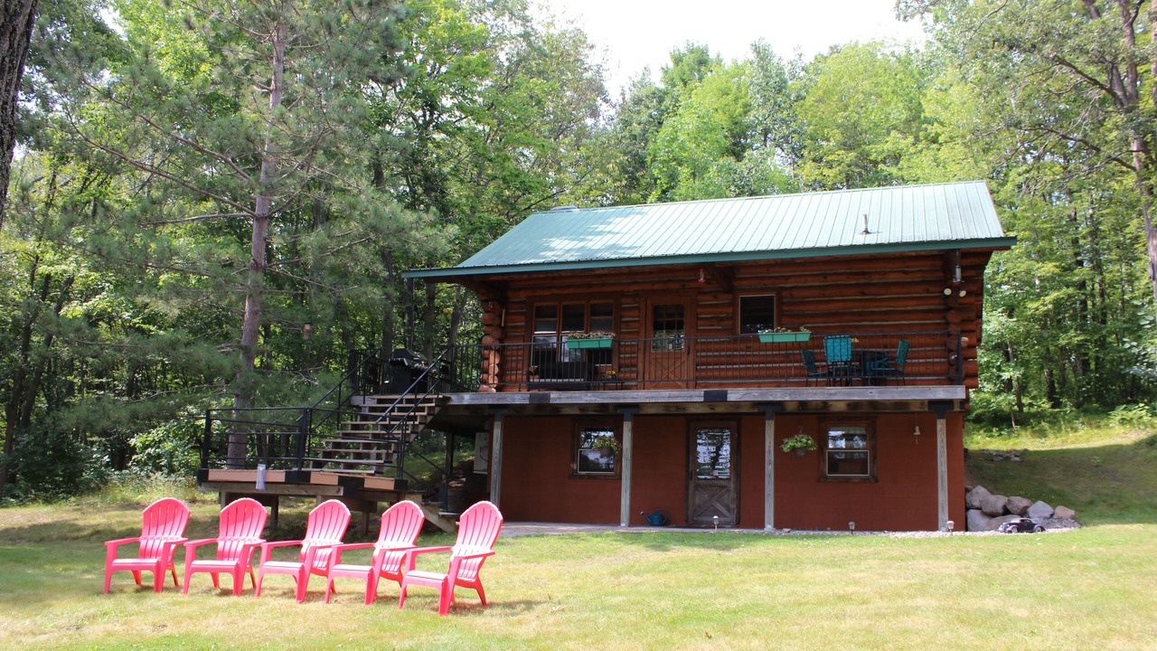Photo of Outdoor in Emily