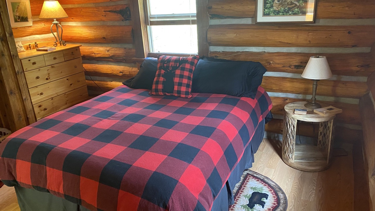 Photo of Bedroom in Emily