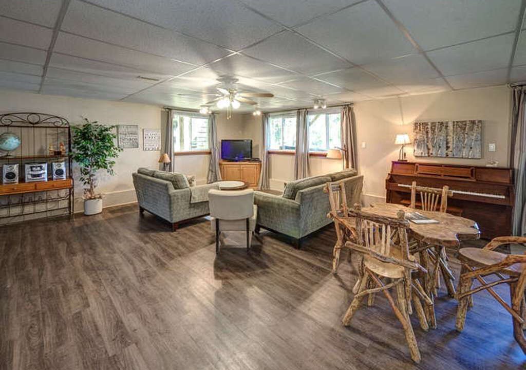 Photo of Livingroom in Dysart et al