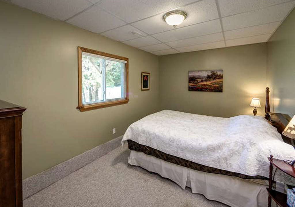 Photo of Bedroom in Dysart et al