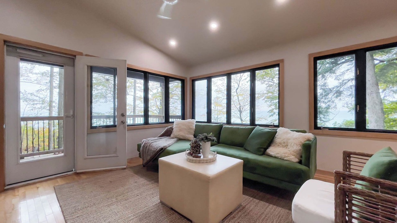 Photo of Livingroom in Bluewater