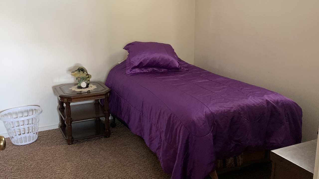 Photo of Bedroom in Glenwood