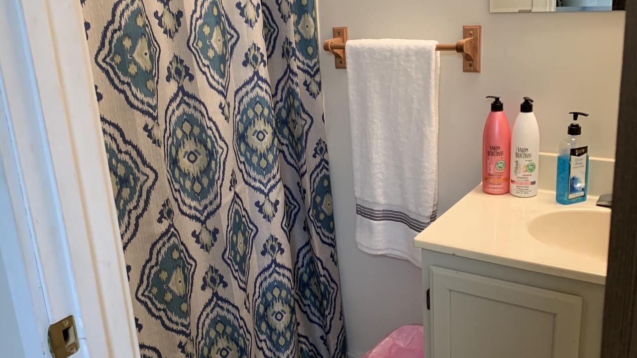 Photo of Bathroom in Glenwood