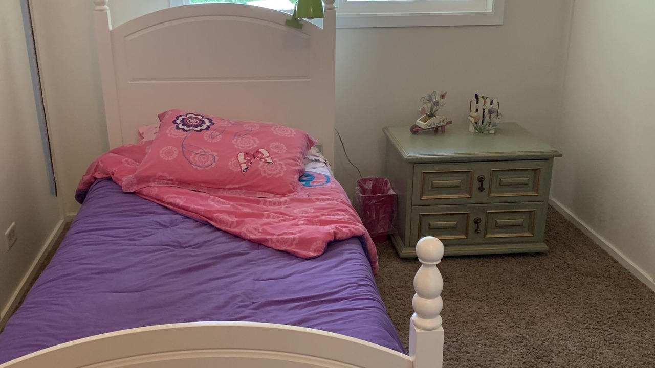 Photo of Bedroom in Glenwood