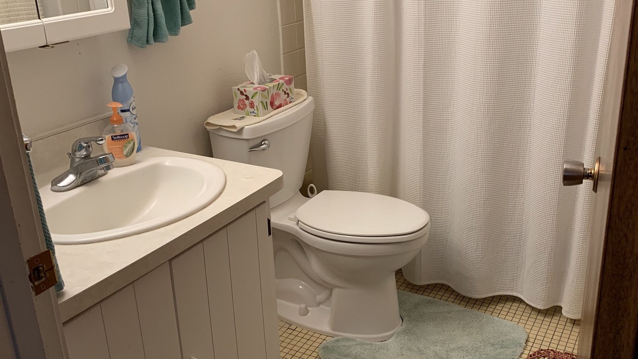 Photo of Bathroom in Glenwood