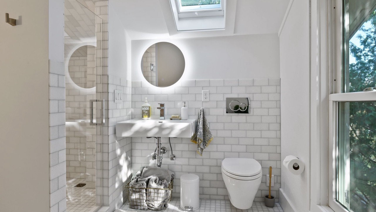 Photo of Bathroom in Fulton