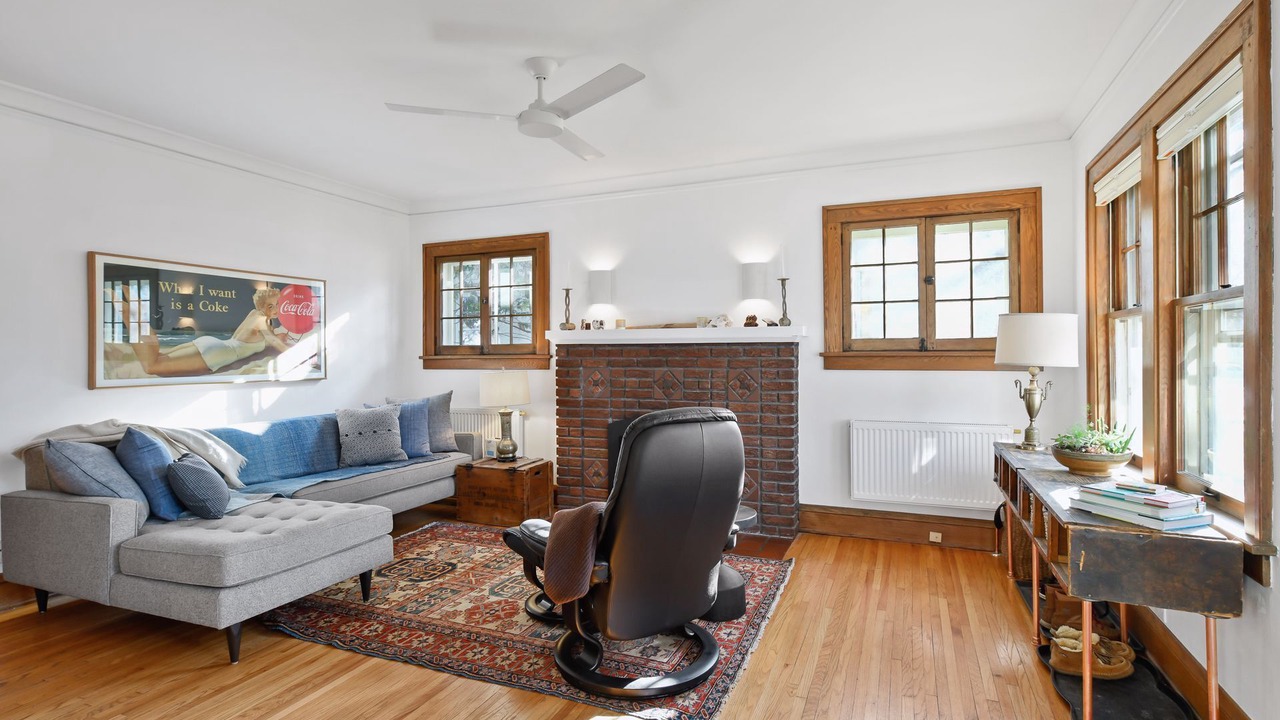 Photo of Livingroom in Fulton