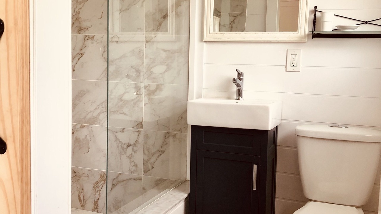 Photo of Bathroom in Marmora