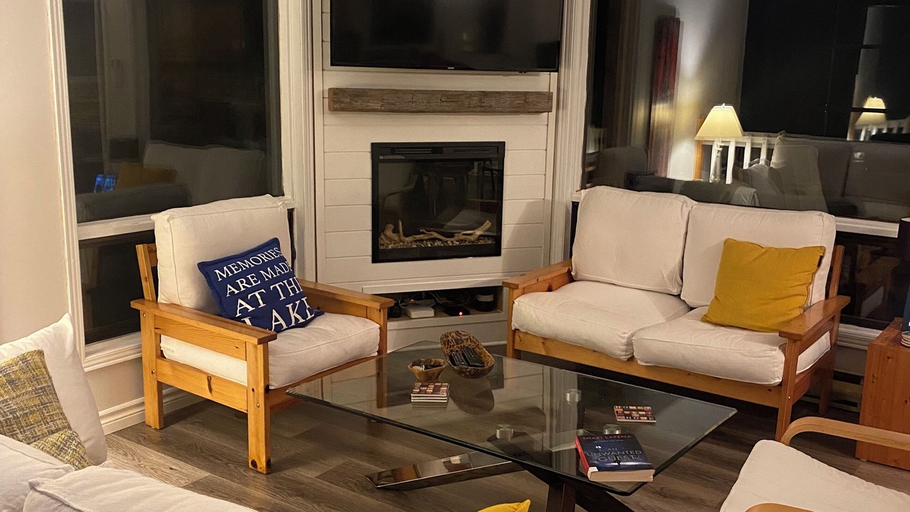 Photo of Livingroom in Rideau Lakes