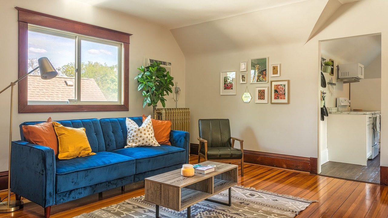 Photo of Livingroom in West Seventh