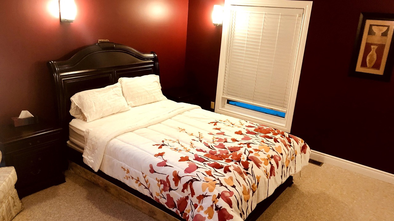 Photo of Bedroom in Georgian Bluffs