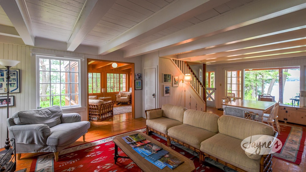 Photo of Bedroom in Muskoka Lakes