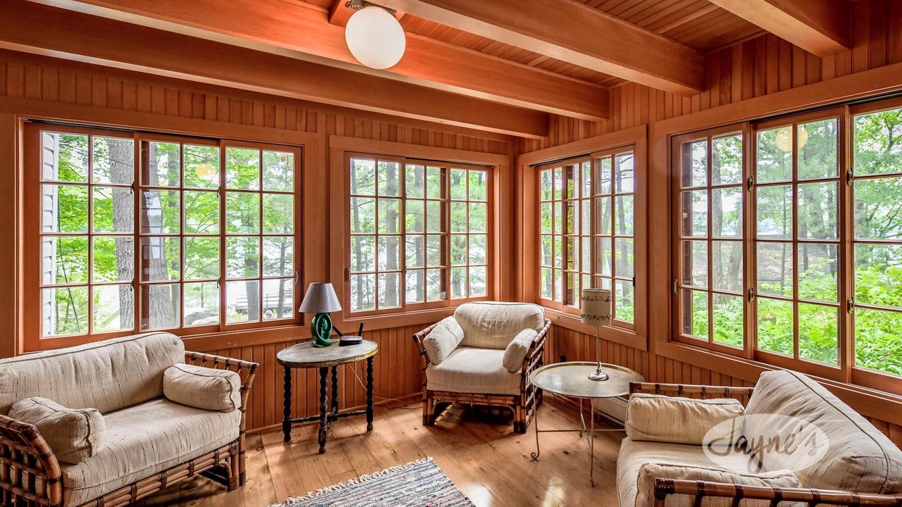 Photo of Bedroom in Muskoka Lakes