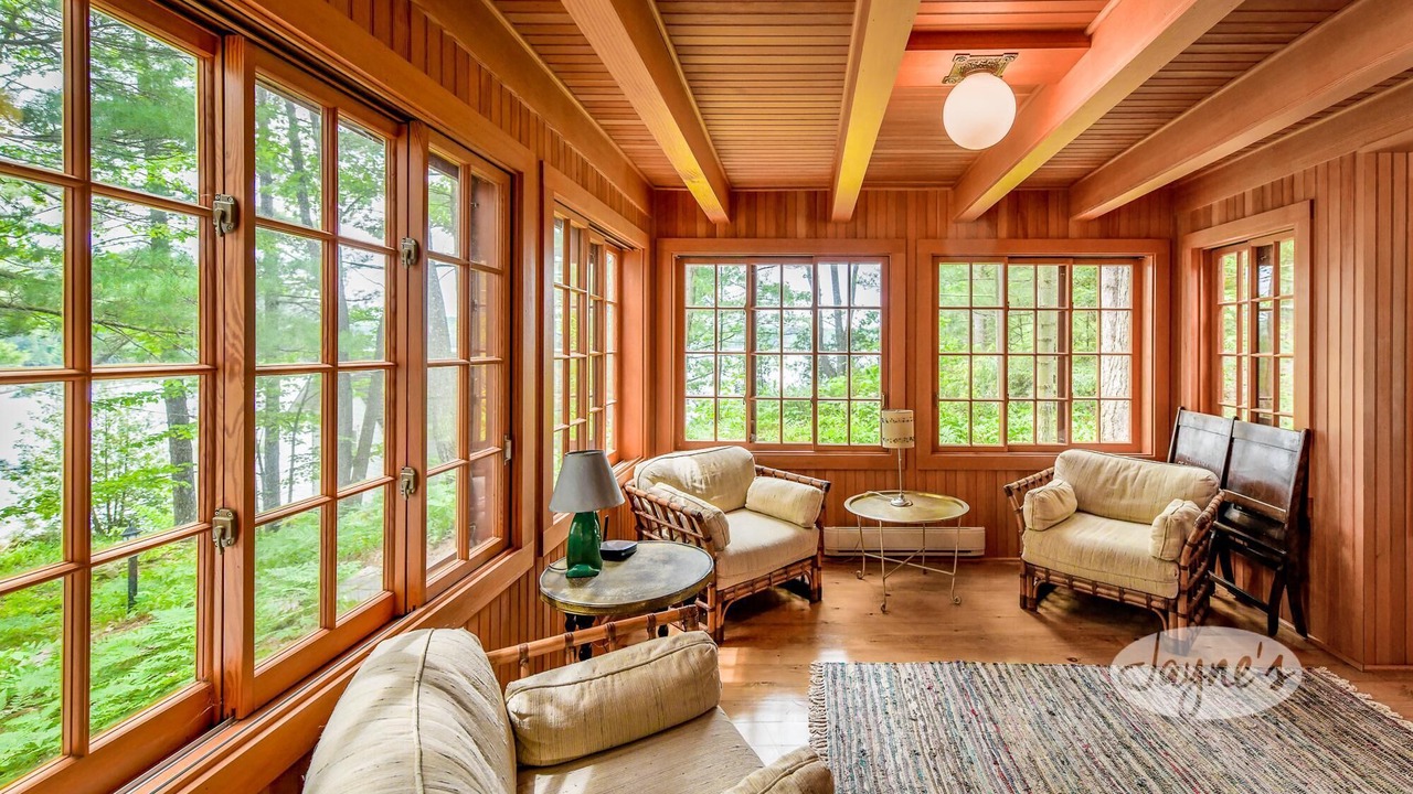 Photo of Bedroom in Muskoka Lakes