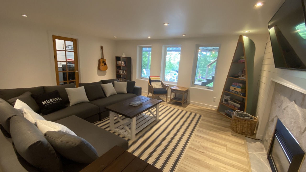 Photo of Livingroom in Bracebridge