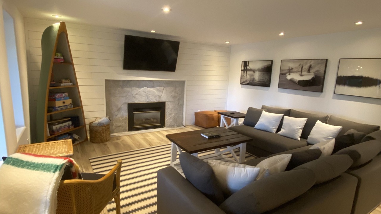 Photo of Livingroom in Bracebridge