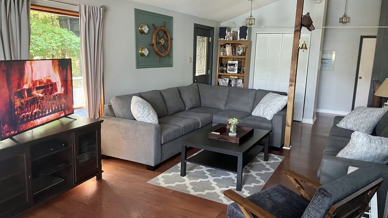 Photo of Bedroom in Rosseau