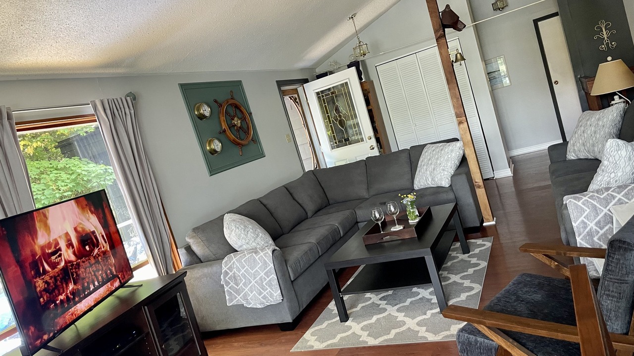 Photo of Bedroom in Rosseau