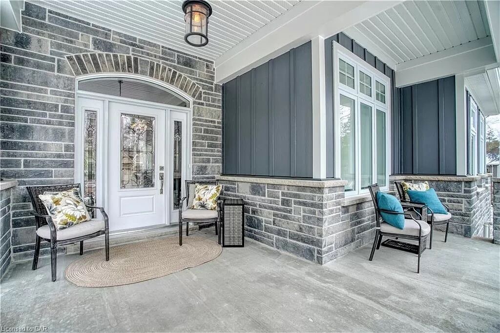 Photo of Patio Balcony in Grand Bend