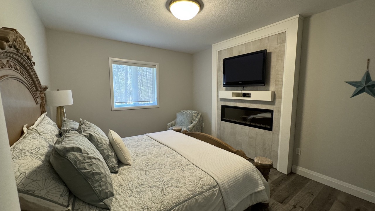 Photo of Bedroom in Grand Bend