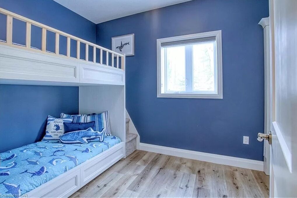 Photo of Bedroom in Grand Bend