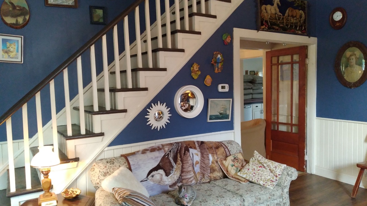 Photo of Livingroom in Addington Highlands