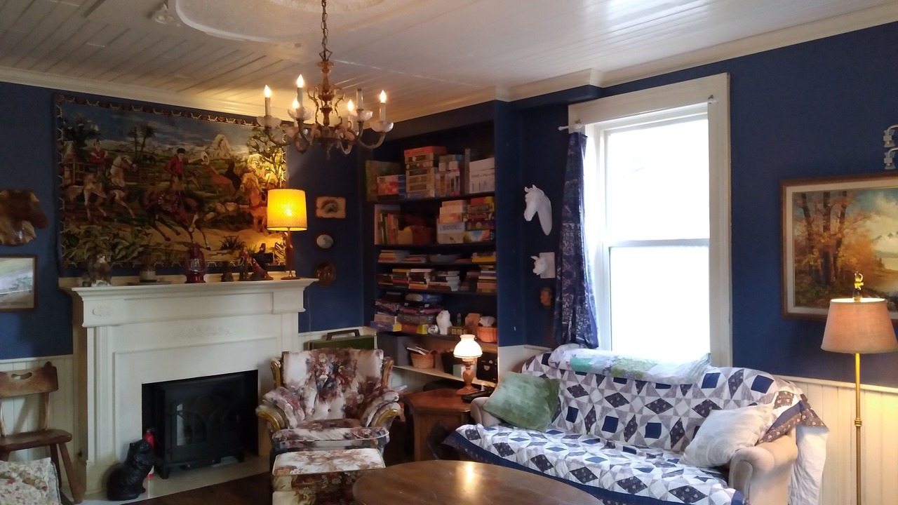 Photo of Livingroom in Addington Highlands