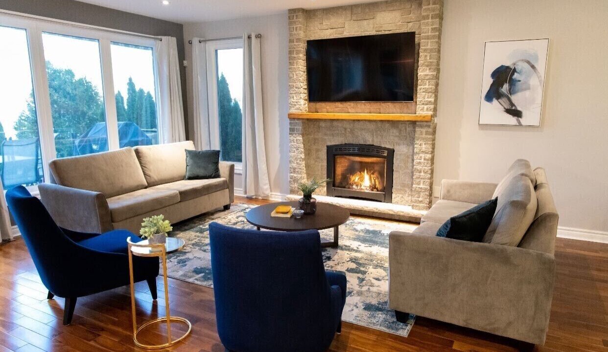 Photo of Livingroom in Bobcaygeon
