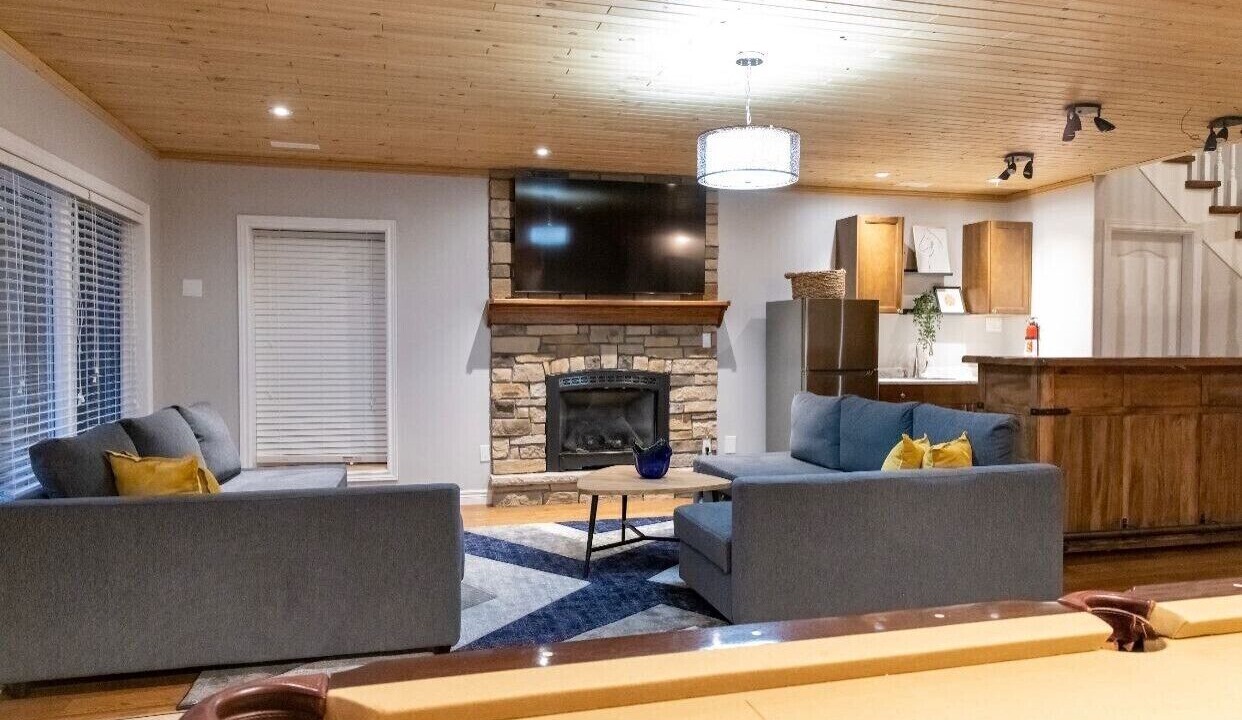 Photo of Livingroom in Bobcaygeon