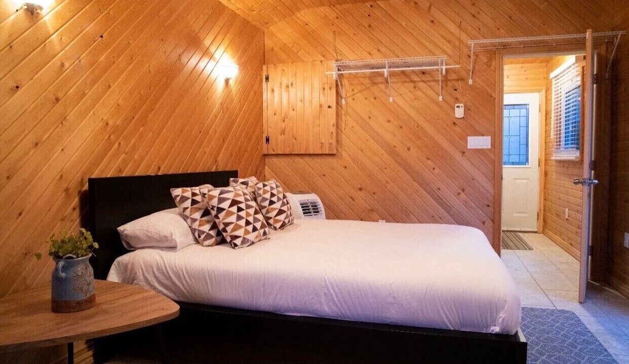 Photo of Bedroom in Bobcaygeon