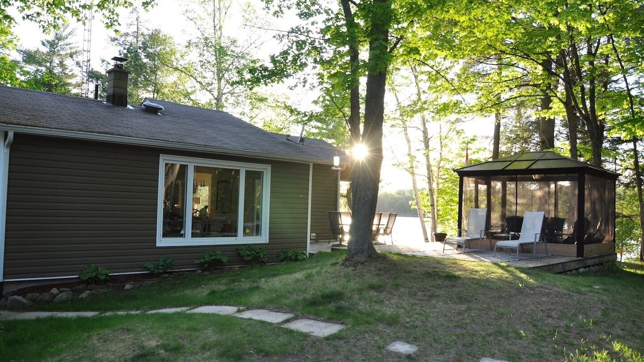 Photo of Patio Balcony in North Frontenac
