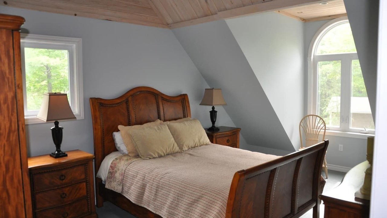 Photo of Bedroom in North Frontenac