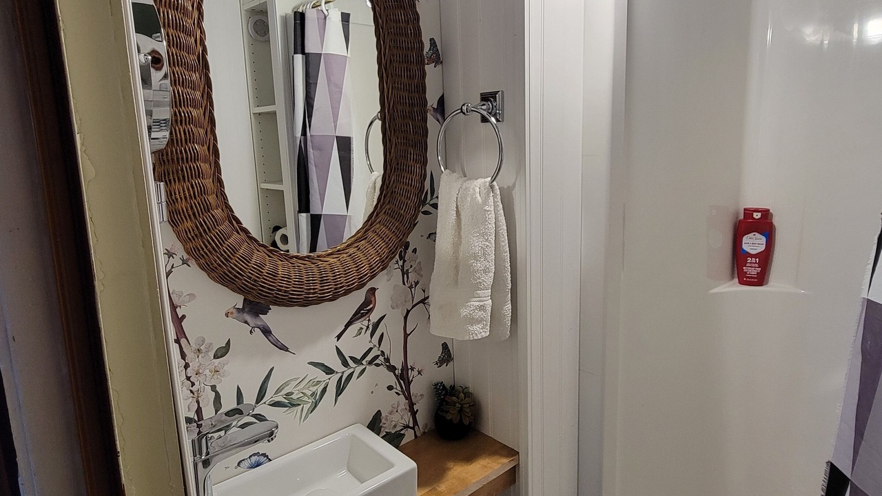 Photo of Bathroom in Dysart et al