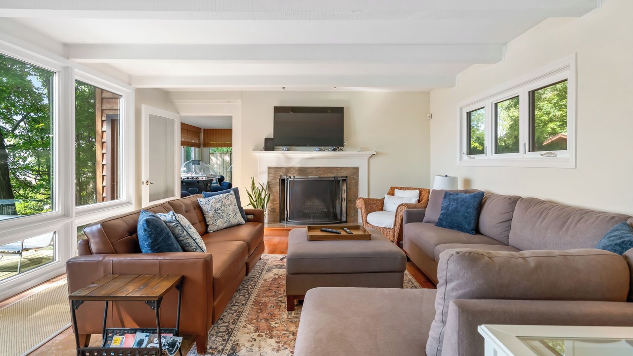 Photo of Livingroom in Fort Erie