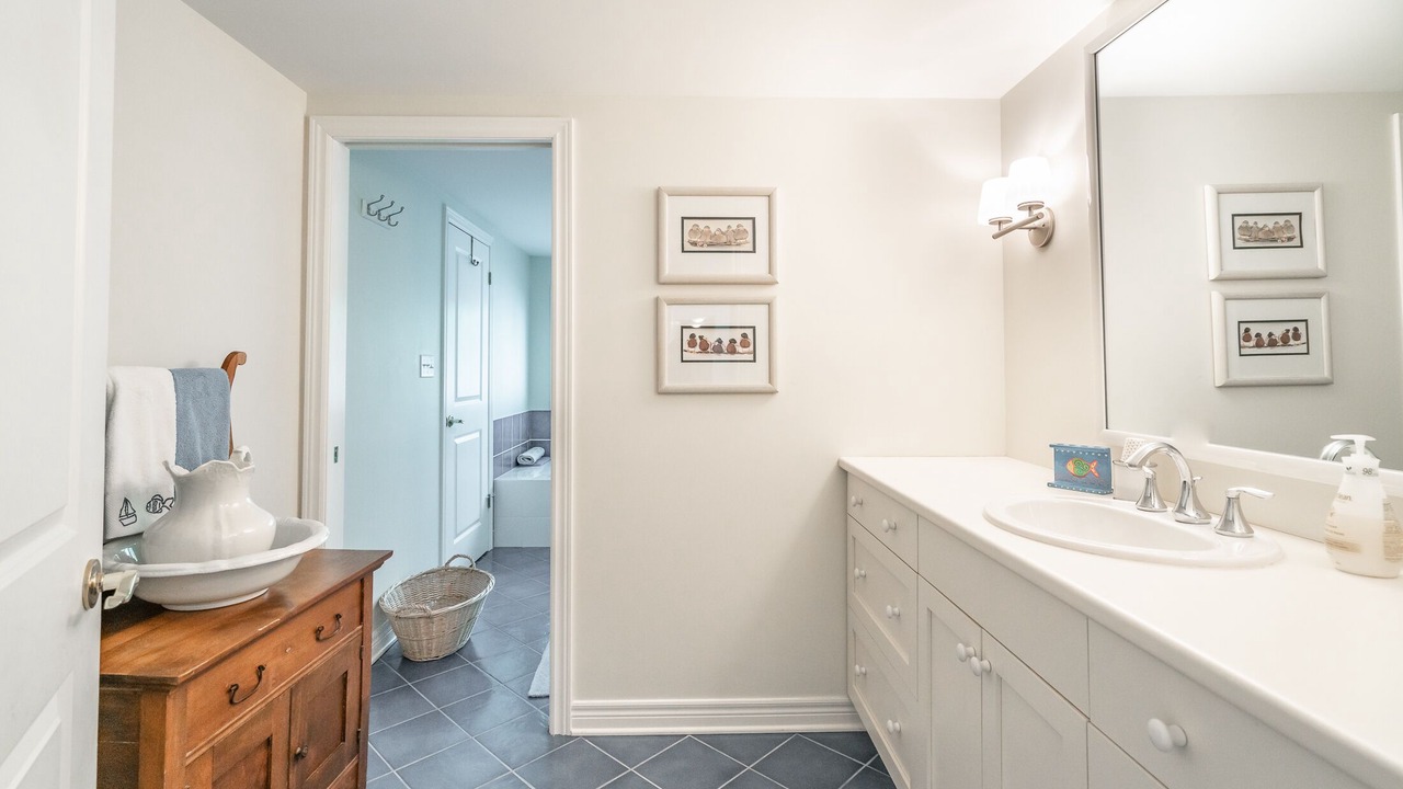 Photo of Bedroom in Fort Erie